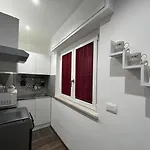 La Casa Dello Stretto アパート *