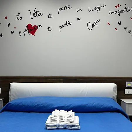 La Casa Dello Stretto