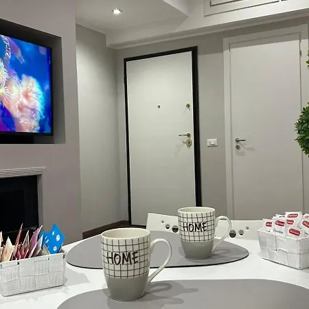 La Casa Dello Stretto