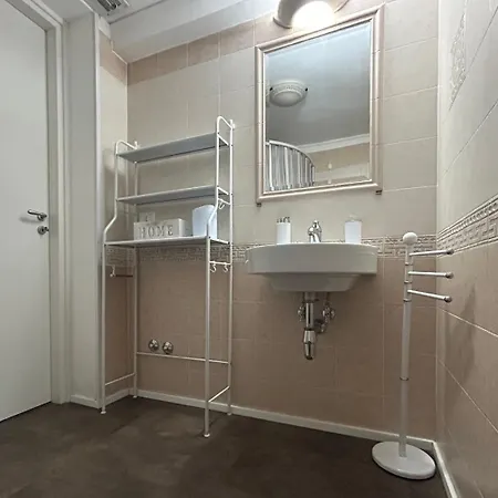 La Casa Dello Stretto Apartmán *